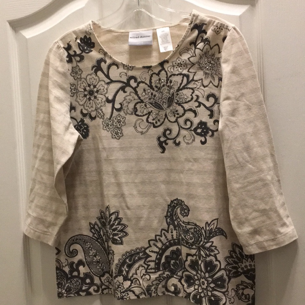 FINAL MARKDOWN Ladies’ Alfred Dunner Tee (PS)